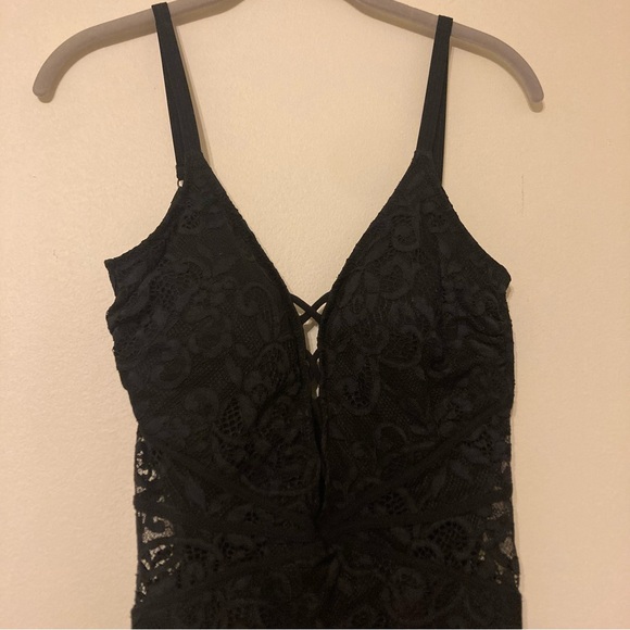 Lace One Piece Swimsuit Profile by Gottex - Picture 5 of 9